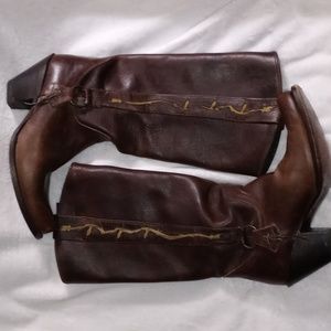 Women’s Brown Leather Heeled Boots with Decorative Stitching